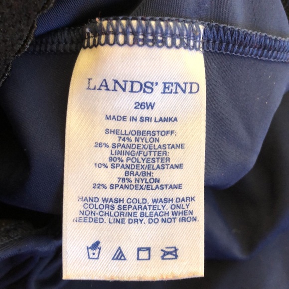Lands End plus chlorine resistant  tugless soft cup sporty bathing suit - Picture 9 of 10